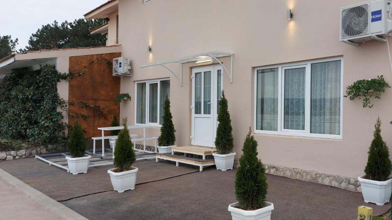 Fenix Apartment & Rooms Винци Экстерьер фото