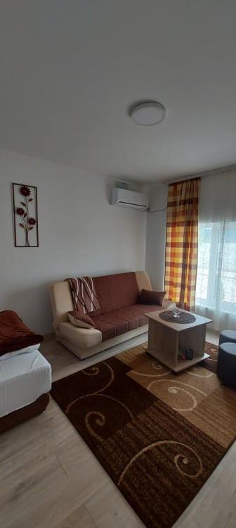 Fenix Apartment & Rooms Винци Экстерьер фото